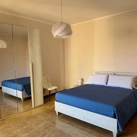 Flamingo Road Apartment
